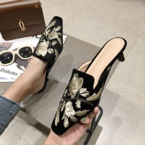 Foreign Trend Chic Embossed High Heel - Black